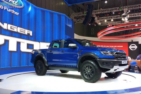 BÁN TẢI FORD RANGER RAPTOR CÔNG BỐ GIÁ “SỐC” 1,198 TỶ ĐỒNG